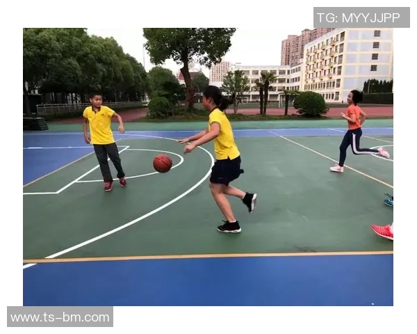 王丽的篮球人生：从热爱到坚持的深度对话与成长之路